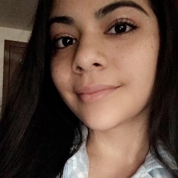 Meet your Posher, Hayde - Picture 1 of 1